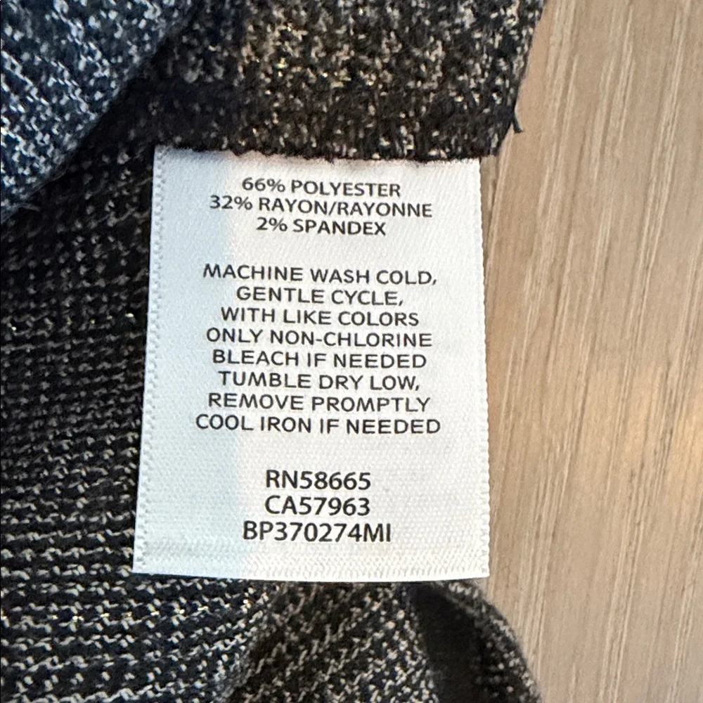 BP Gray Plaid Mini Skirt w/ asym ruffle, EUC,Sz M - Picture 9 of 9